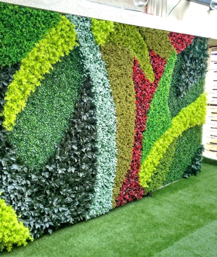vertical gardening - pp pot green wall